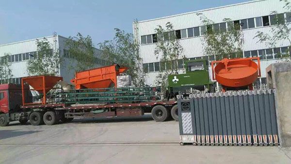 三级高潮黄色红桃视频 有机肥生产线发货现场图5